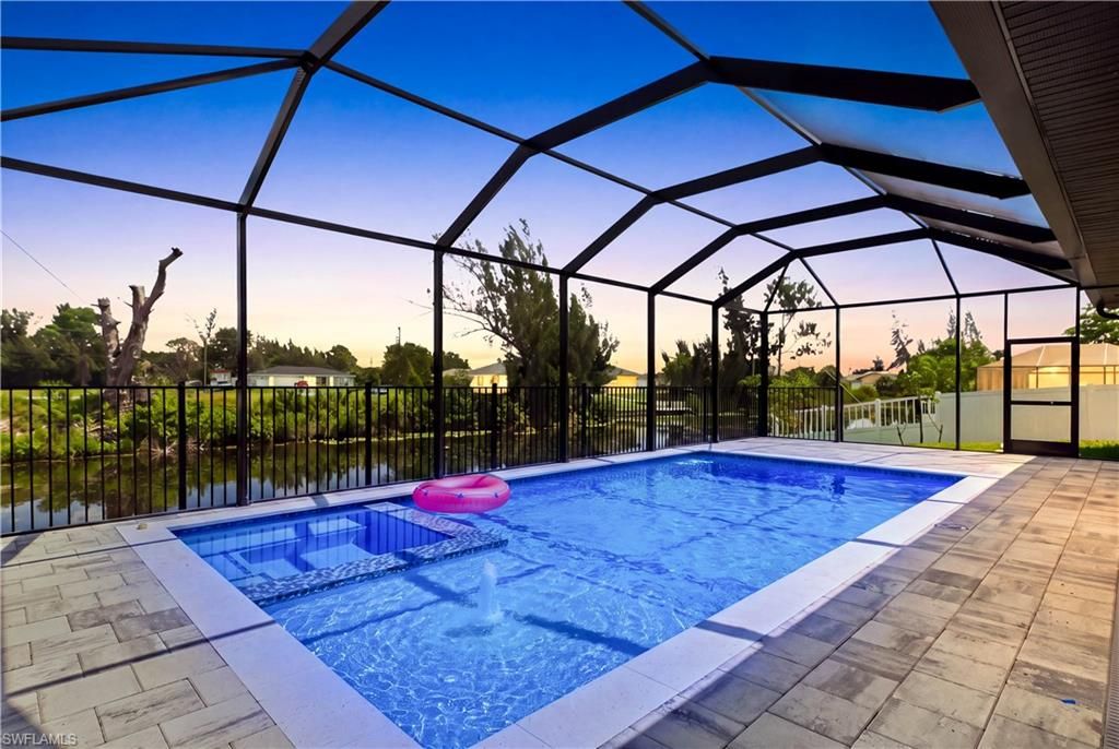 2251 SW 2nd TER, Cape Coral, FL 33991
