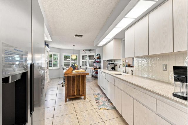 8171 CHAUCER DRIVE, Weeki Wachee, FL 34607