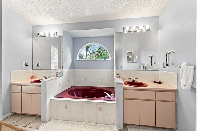 8171 CHAUCER DRIVE, Weeki Wachee, FL 34607