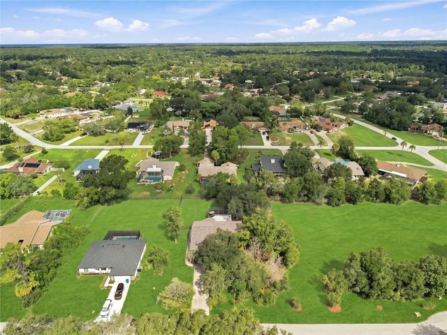 8171 CHAUCER DRIVE, Weeki Wachee, FL 34607