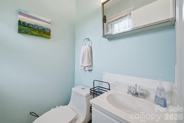 1204 Crowders Mountain Road, Bessemer City, NC 28016