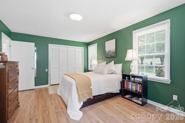 1204 Crowders Mountain Road, Bessemer City, NC 28016