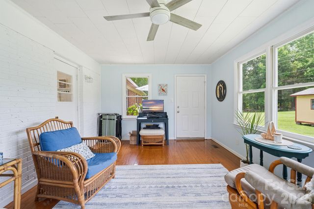 1204 Crowders Mountain Road, Bessemer City, NC 28016