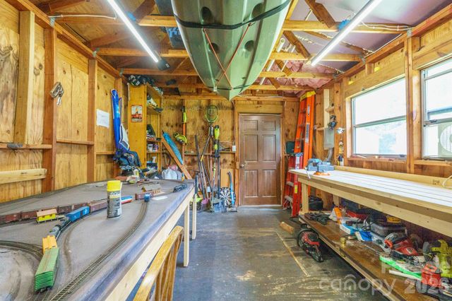1204 Crowders Mountain Road, Bessemer City, NC 28016