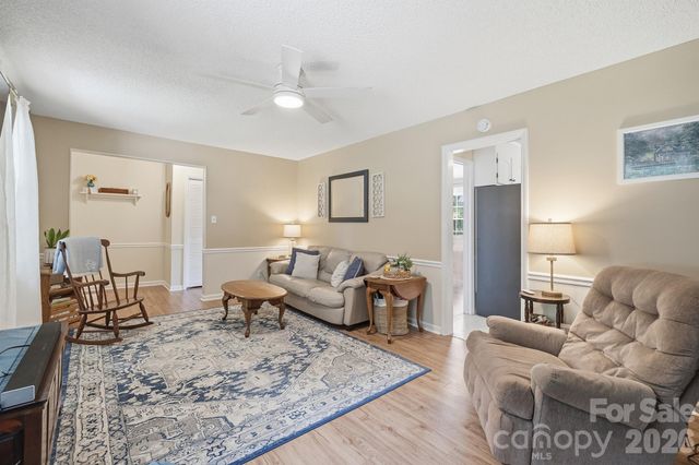 1204 Crowders Mountain Road, Bessemer City, NC 28016