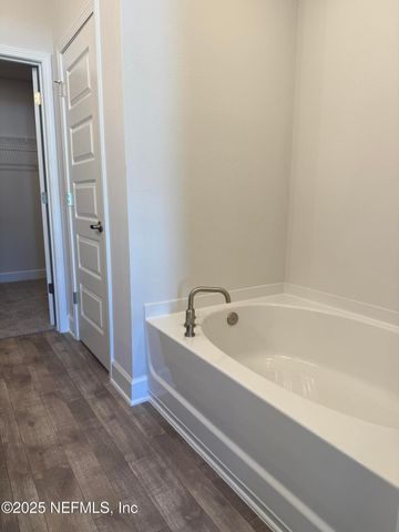 8123 ELSDON Street, Jacksonville, FL 32219