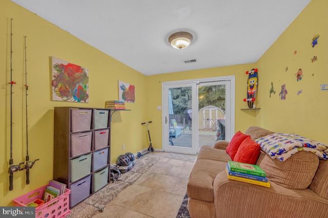 85 STONEGATE VLG, Quakertown, PA 18951