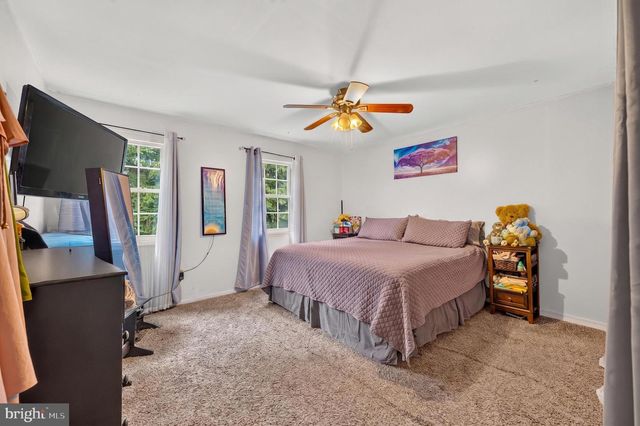 85 STONEGATE VLG, Quakertown, PA 18951