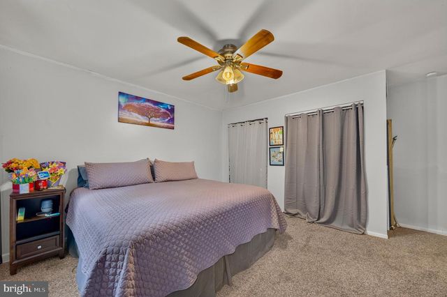 85 STONEGATE VLG, Quakertown, PA 18951