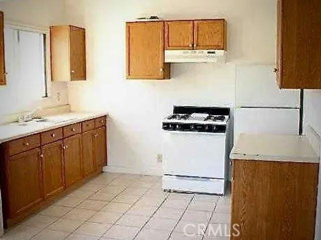 1043 Stanley Avenue, Long Beach, CA 90804