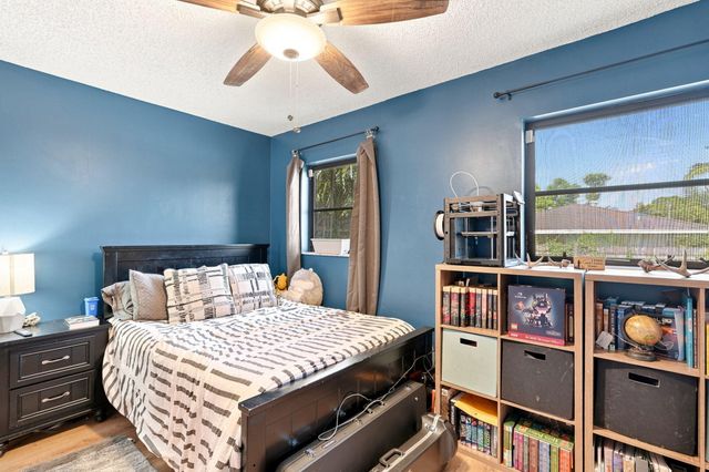 9179 Honeywell Road, Lake Worth, FL 33467