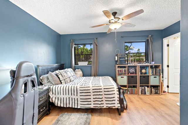 9179 Honeywell Road, Lake Worth, FL 33467
