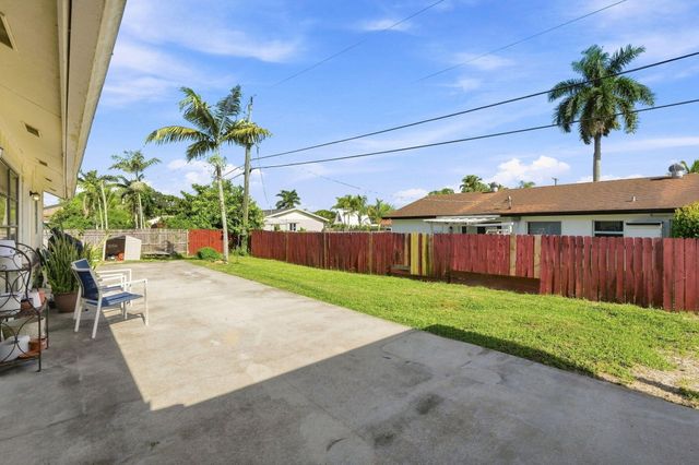 9179 Honeywell Road, Lake Worth, FL 33467