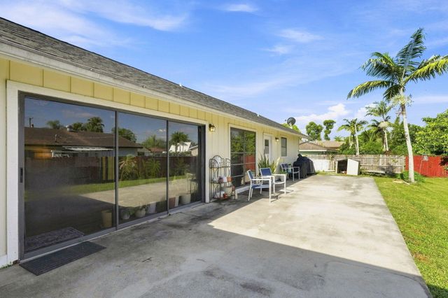 9179 Honeywell Road, Lake Worth, FL 33467