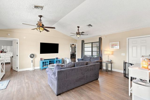 9179 Honeywell Road, Lake Worth, FL 33467