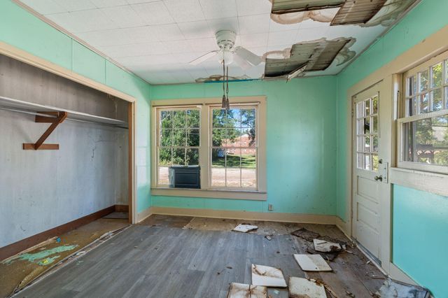 203 W 10th Ave., Lumberton, MS 39455