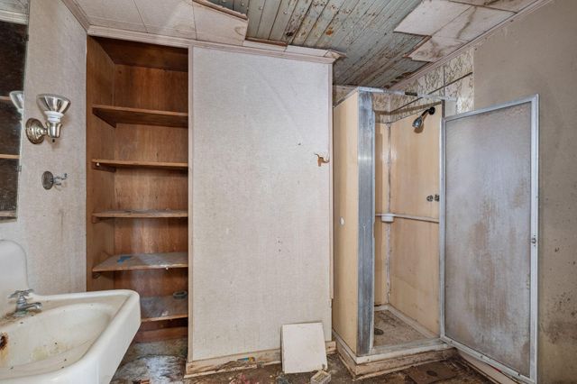 203 W 10th Ave., Lumberton, MS 39455