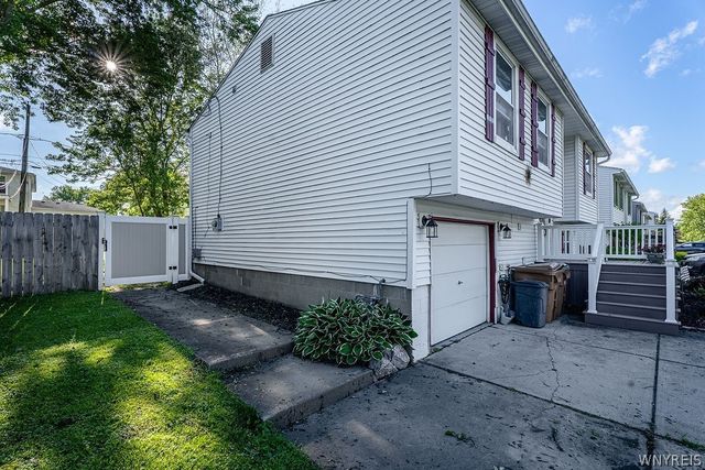 40 Benz Drive, Cheektowaga, NY 14043