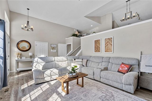 1230 Starbrooke Drive, Louisburg, KS 66053