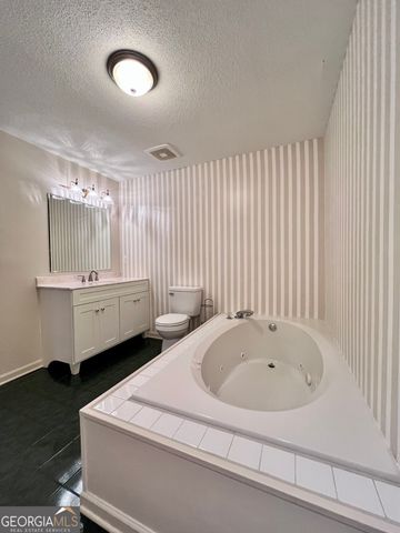 640 Shadow Moss Drive, Macon, GA 31204