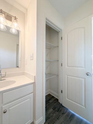 1240 Orchard Drive, Nicholasville, KY 40356