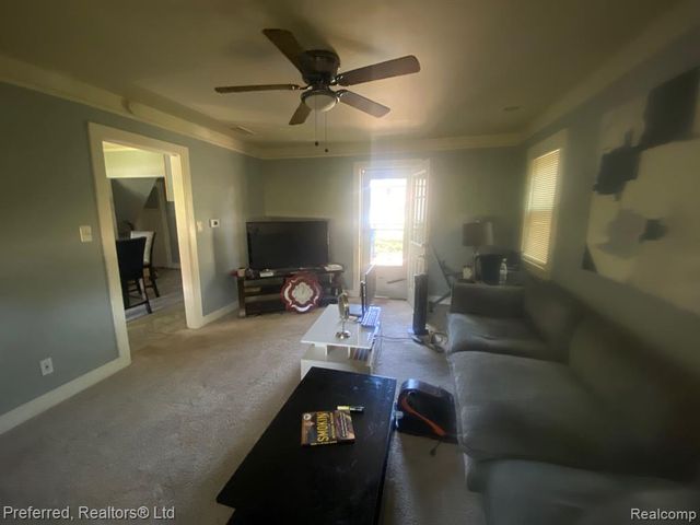 35706 Palmer Road, Westland, MI 48186