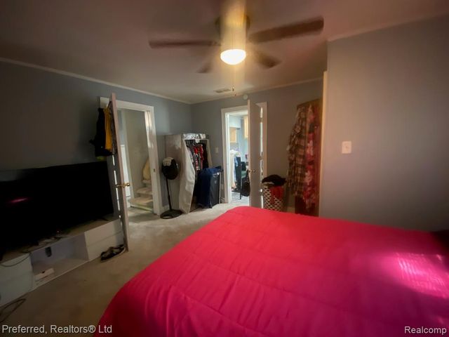35706 Palmer Road, Westland, MI 48186