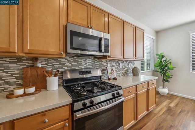 251 Coolcrest Dr, Oakley, CA 94561