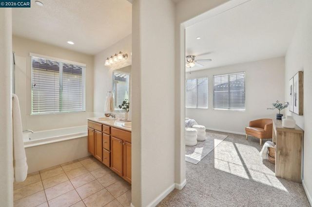 251 Coolcrest Dr, Oakley, CA 94561