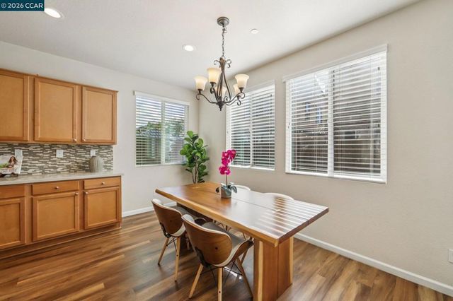 251 Coolcrest Dr, Oakley, CA 94561