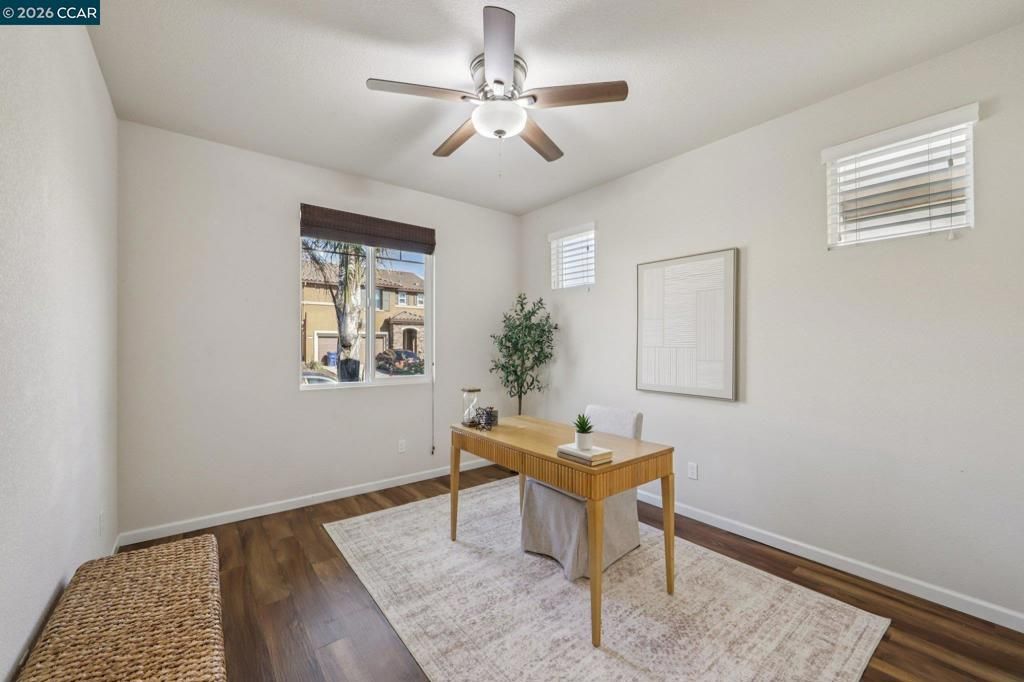 Image 13 of property listing at 251 Coolcrest Dr, Oakley, CA 94561