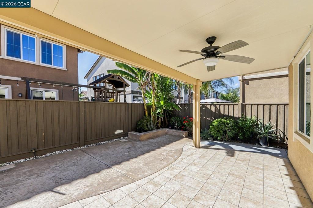 Image 31 of property listing at 251 Coolcrest Dr, Oakley, CA 94561