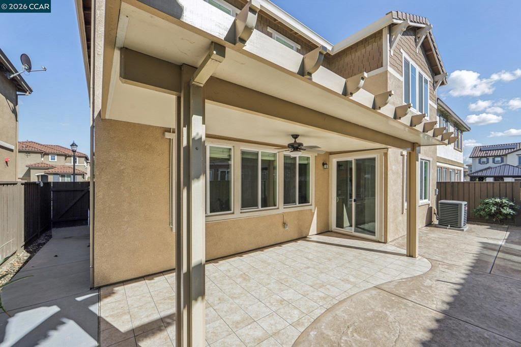 Image 33 of property listing at 251 Coolcrest Dr, Oakley, CA 94561