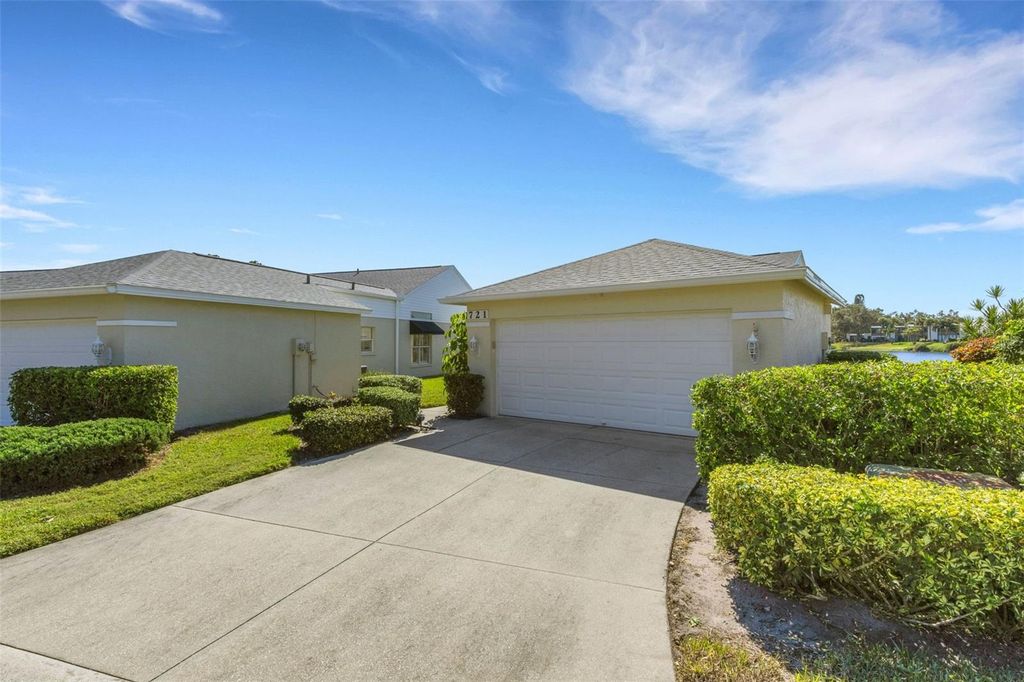 721 SPRING LAKES BOULEVARD, Bradenton, FL 34210