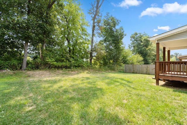 3635 Fox Tail Dr, Clarksville, TN 37040