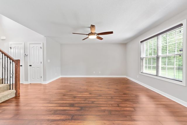 3635 Fox Tail Dr, Clarksville, TN 37040