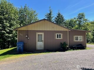302 CORNWELL Road, Kelso, WA 98626