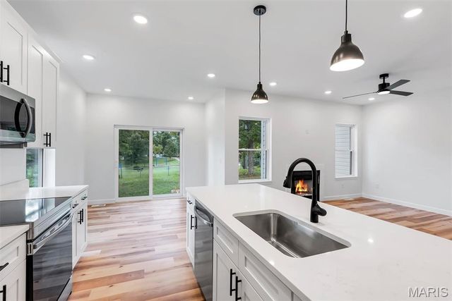 457 Rosedale Terrace, Ballwin, MO 63021