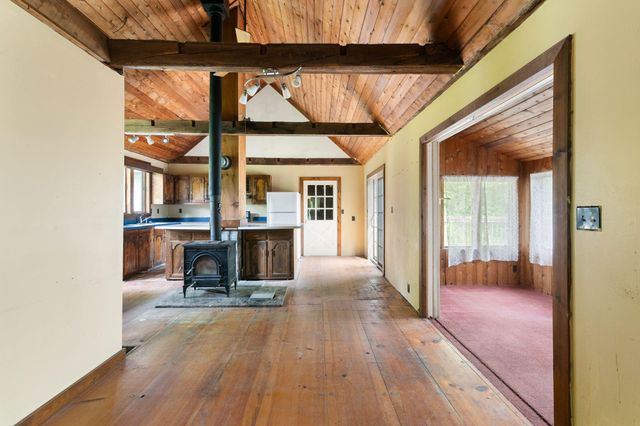 1102 Route 100, Wardsboro, VT 05355