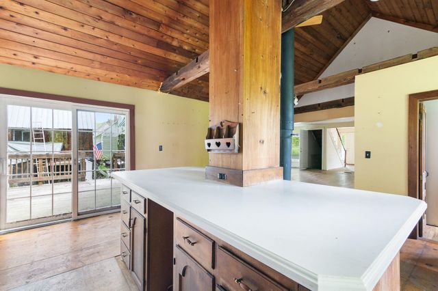 1102 Route 100, Wardsboro, VT 05355