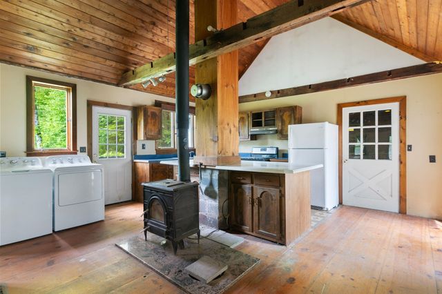 1102 Route 100, Wardsboro, VT 05355