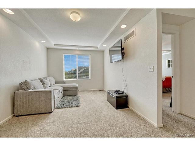 3455 Sandalwood Ln, Johnstown, CO 80534