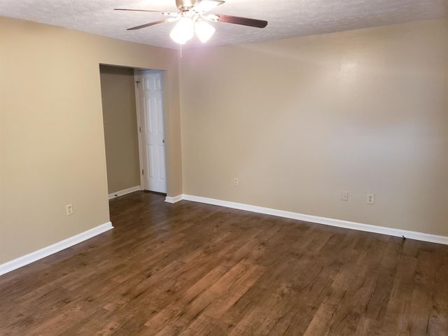 134 Eastover St, Gallatin, TN 37066