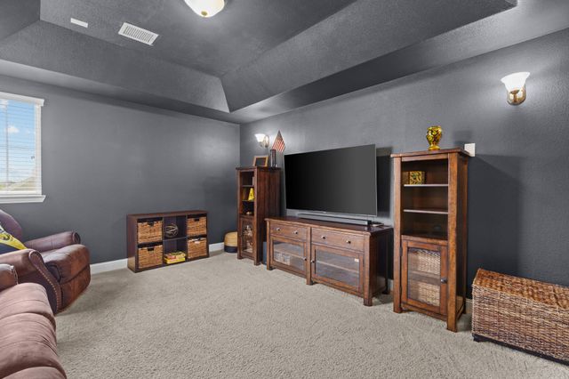 9409 Blackpine Court, Lantana, TX 76226