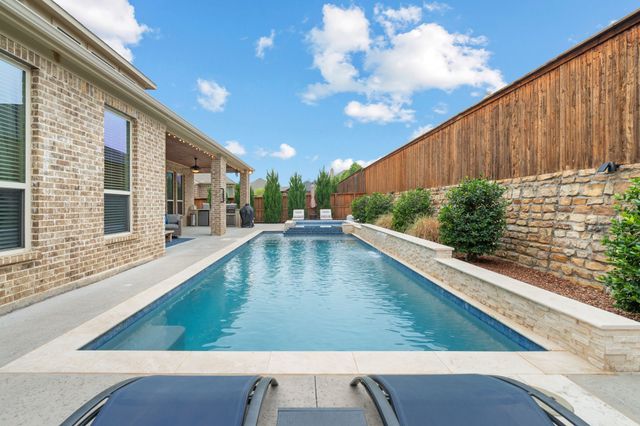 9409 Blackpine Court, Lantana, TX 76226