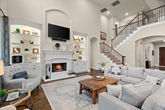 9409 Blackpine Court, Lantana, TX 76226