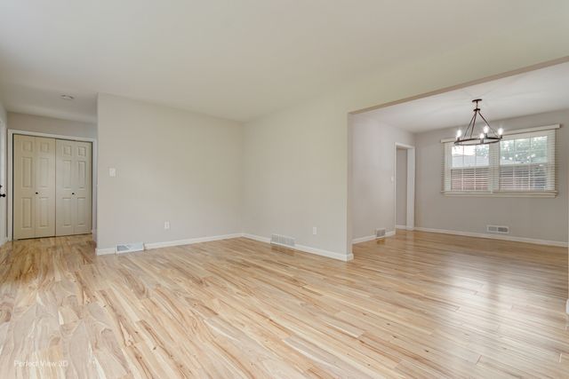 3306 COVENTRY Court, Joliet, IL 60431