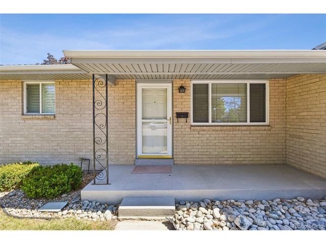 1628 S Dudley Ct, Lakewood, CO 80232