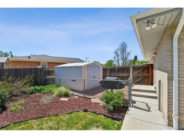 1628 S Dudley Ct, Lakewood, CO 80232