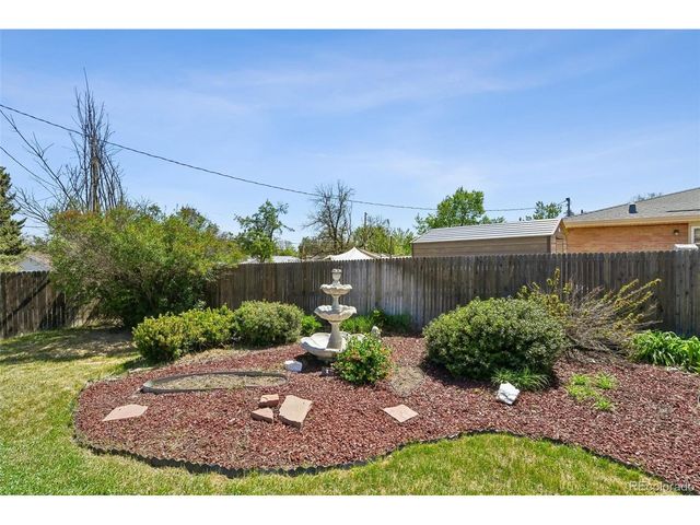 1628 S Dudley Ct, Lakewood, CO 80232